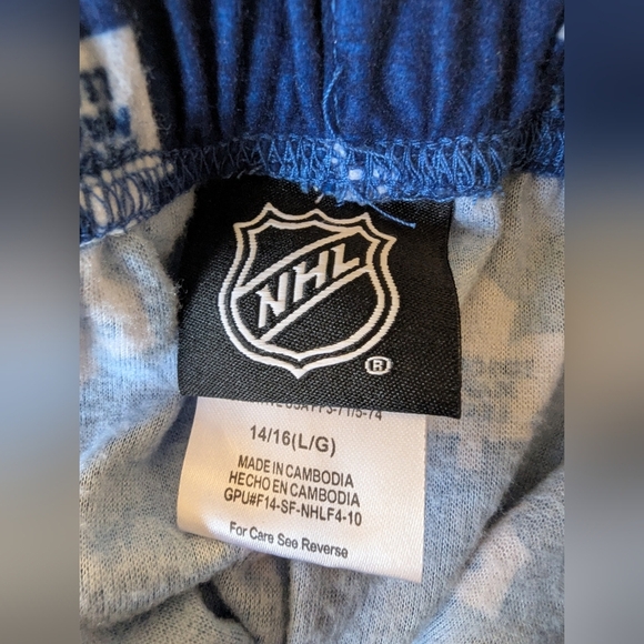 NHL Toronto Maple Leafs Hockey  Team Logo Print Pyjama Youth 14/16 Women S/M - Picture 10 of 12
